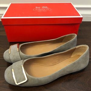 Coach flats